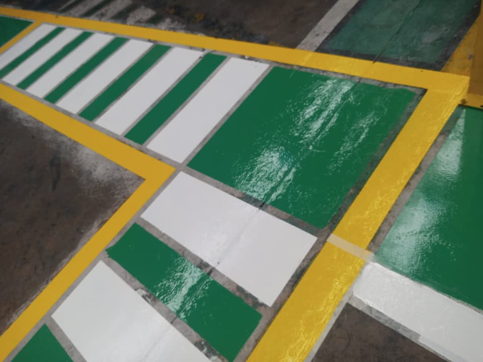 Demarcación industrial aplicado en obra real de Comar Pinturas, foto 4